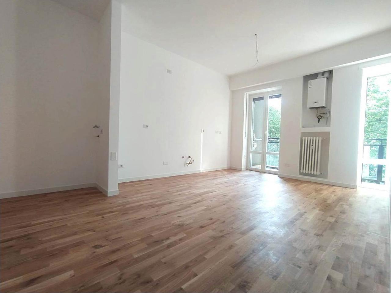 appartamento in vendita a Milano in zona Solari