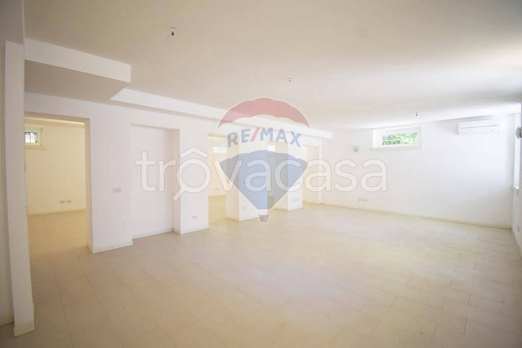 appartamento in vendita a Milano in zona Forlanini