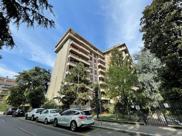 appartamento in vendita a Milano in zona San Siro