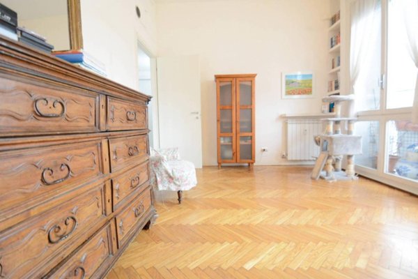 appartamento in vendita a Milano in zona Parco Solari
