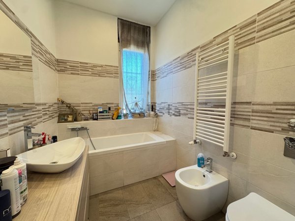 appartamento in vendita a Milano in zona Bovisasca