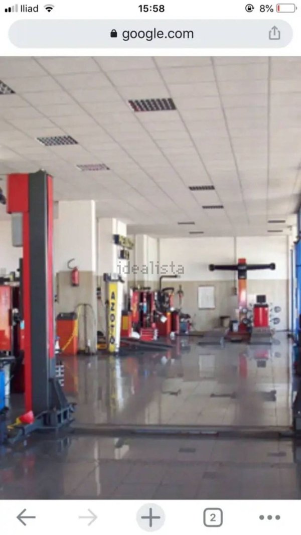 negozio in vendita a Milano in zona Barona