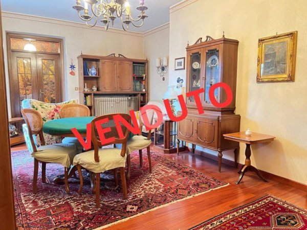 appartamento in vendita a Milano in zona Feltre