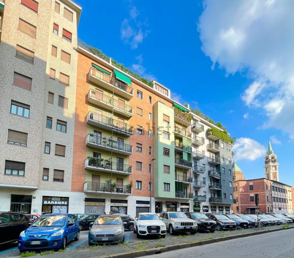 appartamento in vendita a Milano in zona Sempione