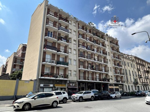 negozio in vendita a Milano in zona Porta Vittoria