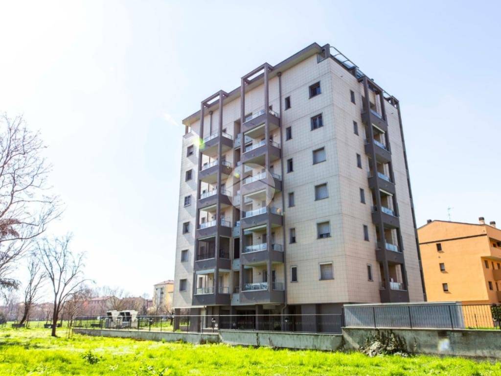 appartamento in vendita a Milano in zona Baggio