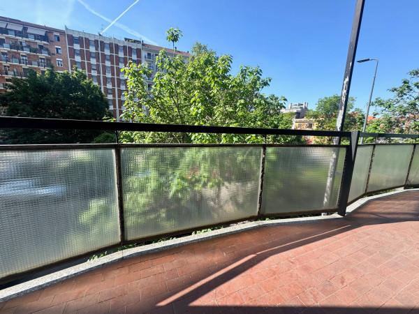 appartamento in vendita a Milano in zona Isola
