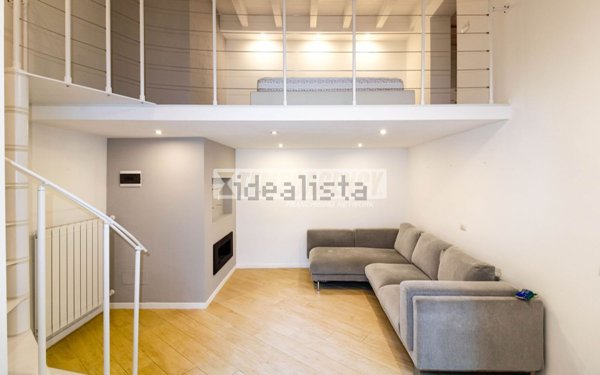 appartamento in vendita a Milano in zona Rogoredo