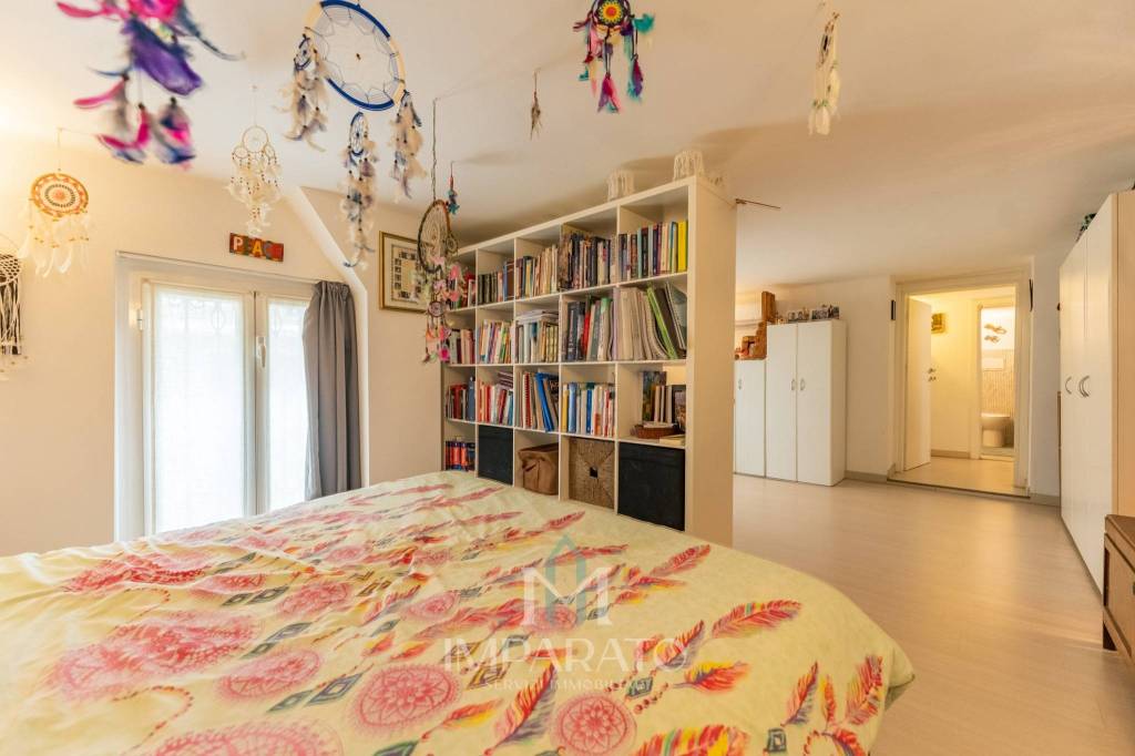 appartamento in vendita a Milano in zona Isola