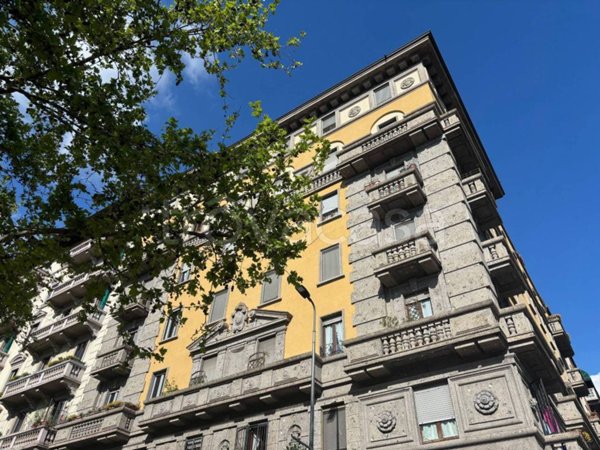 appartamento in vendita a Milano in zona XXII Marzo