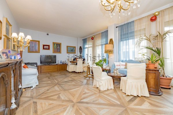 appartamento in vendita a Milano in zona Isola