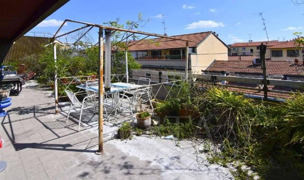 appartamento in vendita a Milano in zona Conchetta
