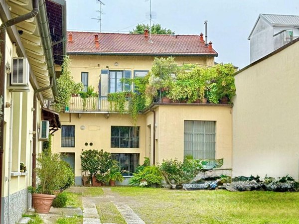 appartamento in vendita a Milano in zona Bovisa