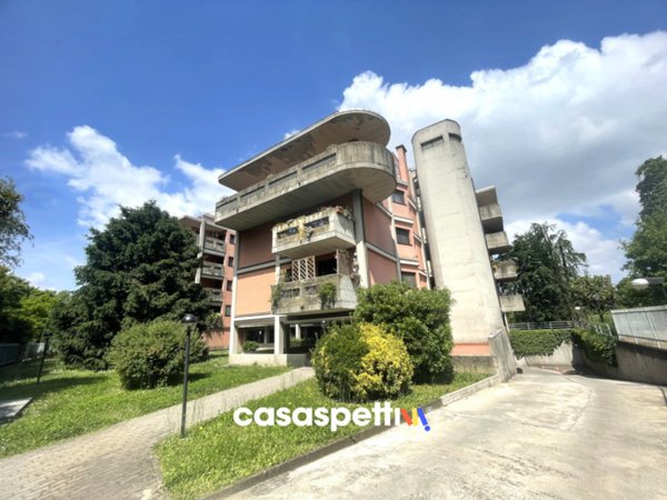 appartamento in vendita a Milano in zona Quintosole