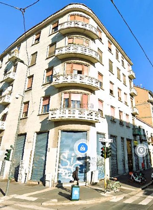 appartamento in vendita a Milano in zona Bocconi