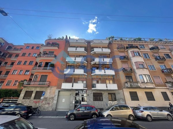 appartamento in vendita a Milano in zona Casoretto