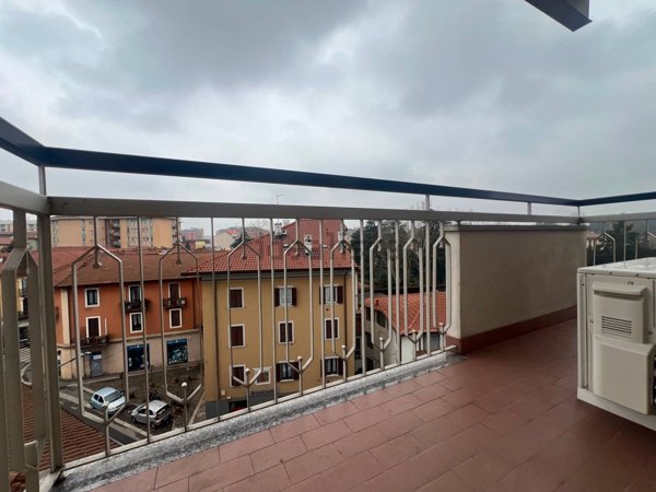 appartamento in vendita a Milano in zona Niguarda