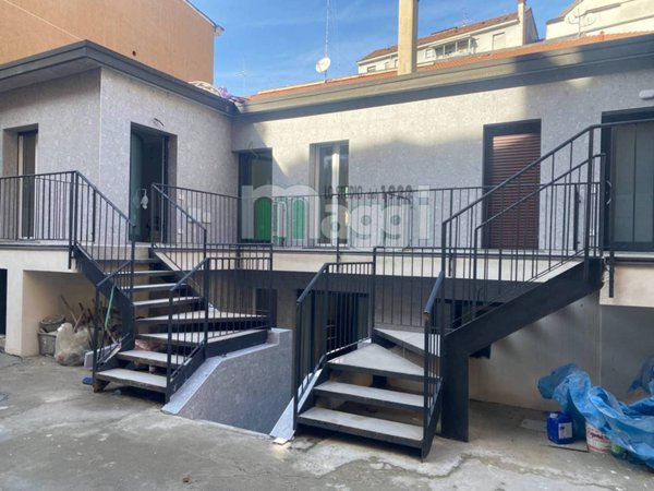 appartamento in vendita a Milano in zona Calvairate