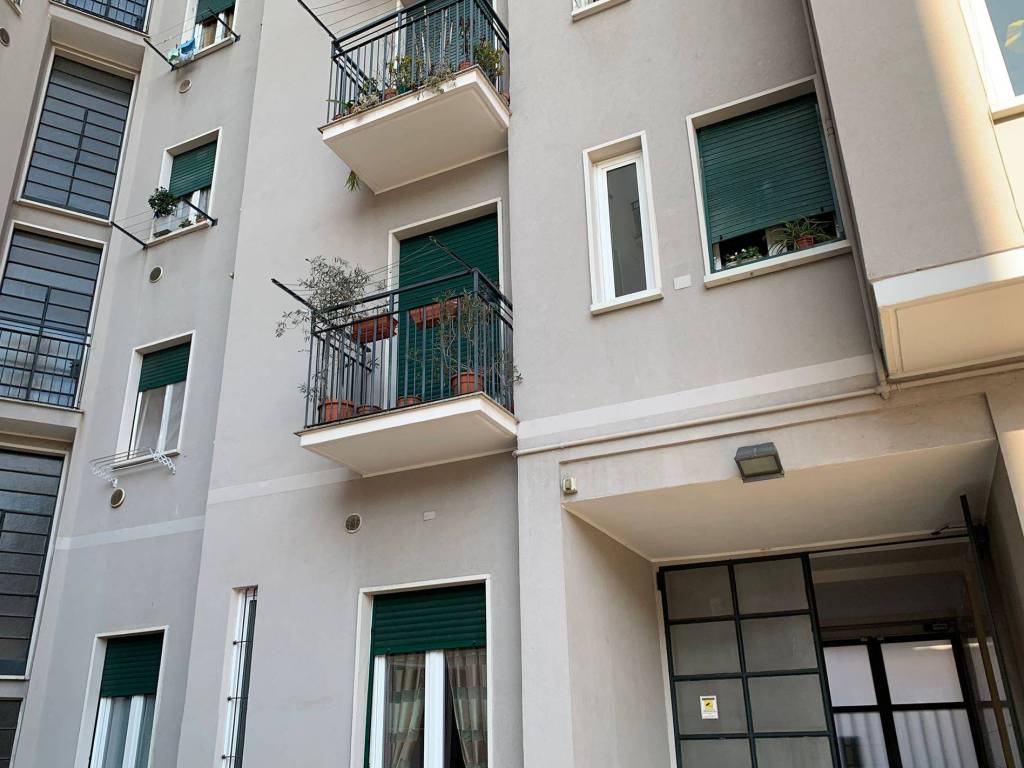 appartamento in vendita a Milano in zona Bovisa