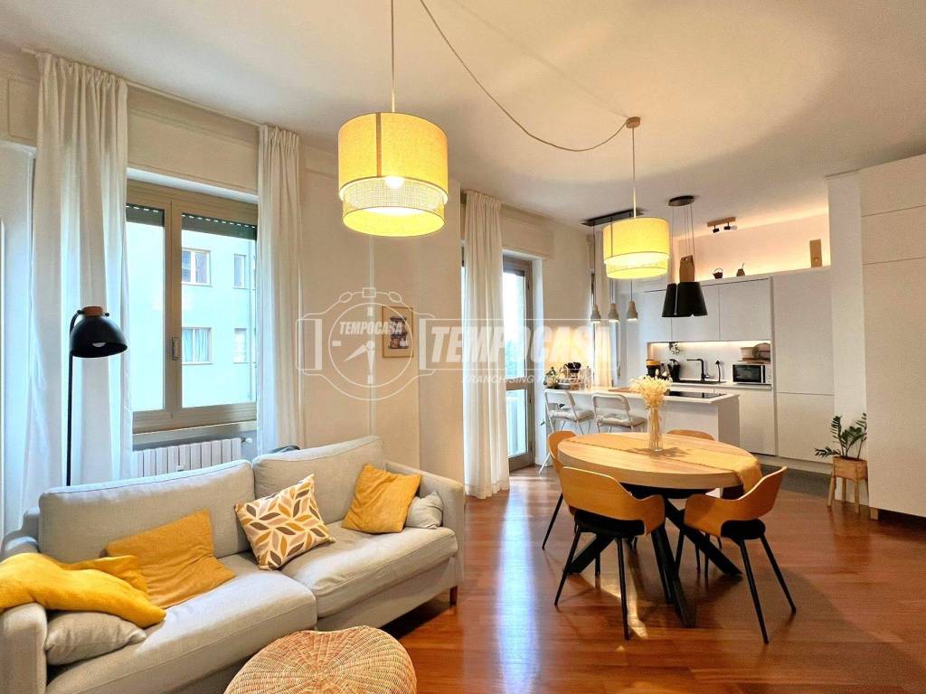 appartamento in vendita a Milano in zona Rottole