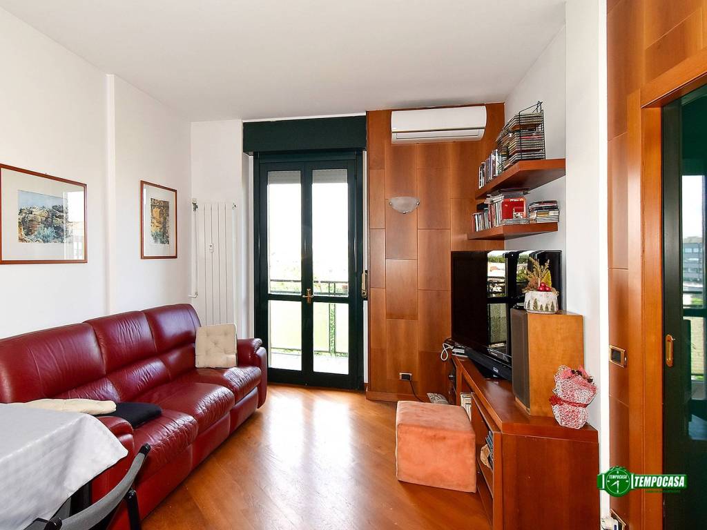 appartamento in vendita a Milano in zona San Cristoforo