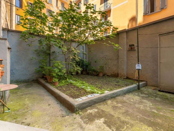 appartamento in vendita a Milano in zona Casoretto