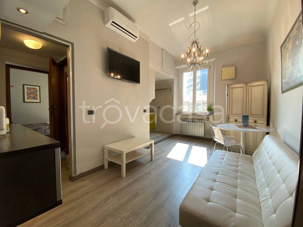 appartamento in vendita a Milano in zona Isola