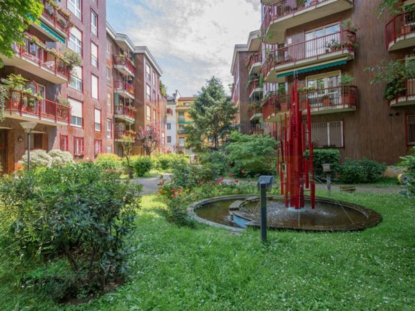 appartamento in vendita a Milano in zona Città Studi