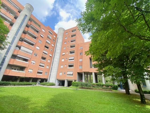 appartamento in vendita a Milano in zona Crescenzago