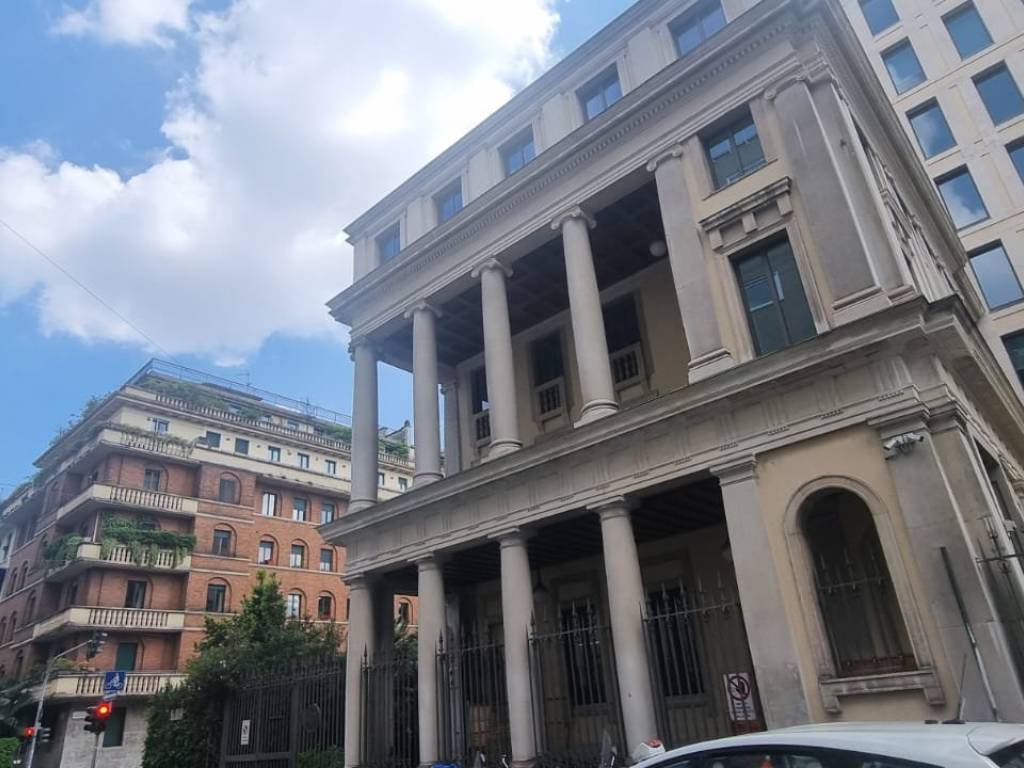 appartamento in vendita a Milano in zona Brera