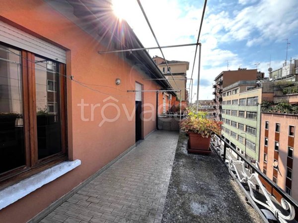 appartamento in vendita a Milano in zona Corvetto