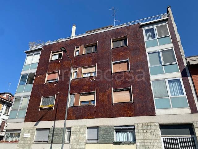 appartamento in vendita a Milano in zona Precotto