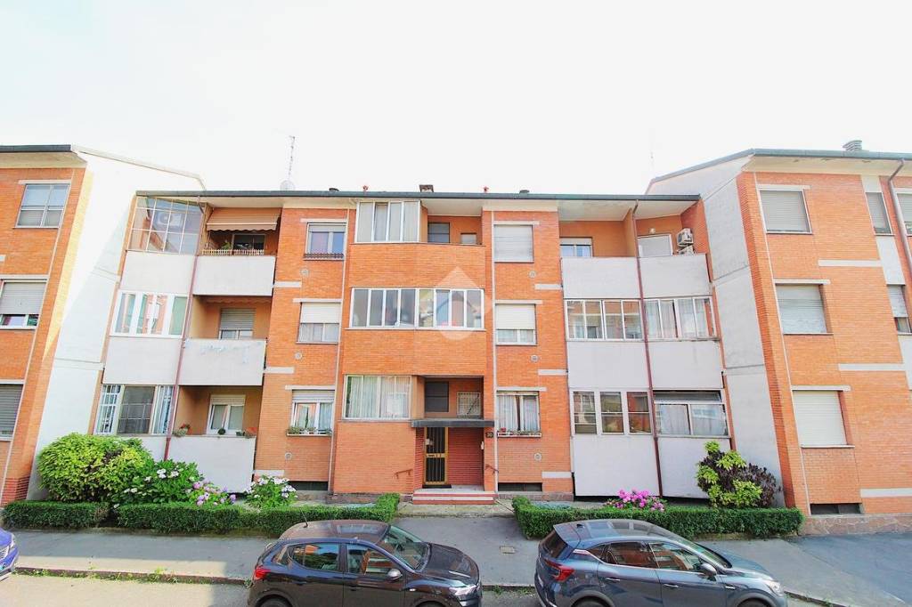 appartamento in vendita a Milano in zona Vialba