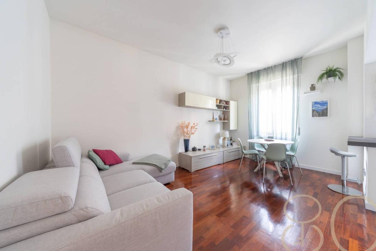 appartamento in vendita a Milano in zona Morivione