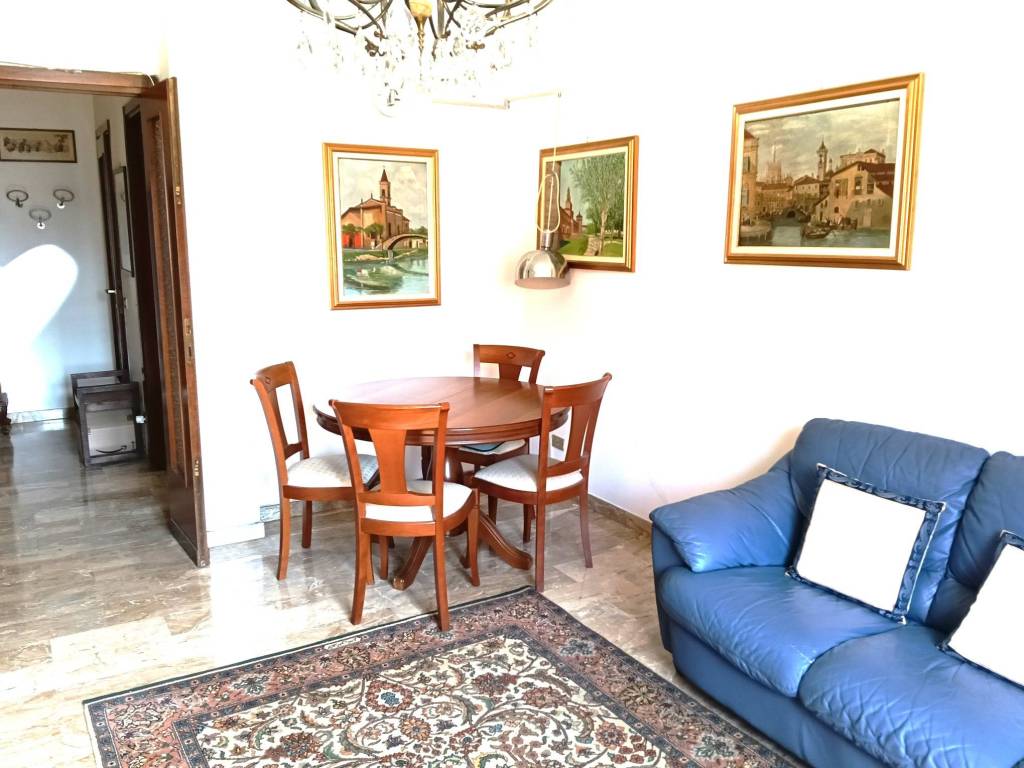 appartamento in vendita a Milano in zona Rogoredo