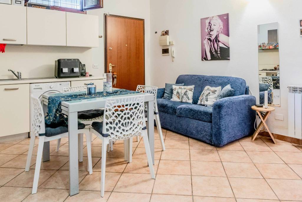 appartamento in vendita a Milano in zona Corvetto