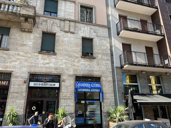 negozio in vendita a Milano in zona Porta Romana