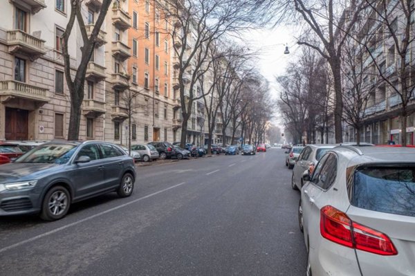appartamento in vendita a Milano in zona Sempione