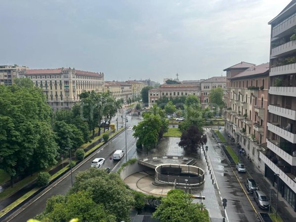 appartamento in vendita a Milano in zona Isola