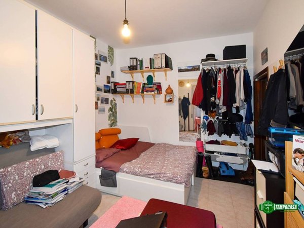 appartamento in vendita a Milano in zona Famagosta