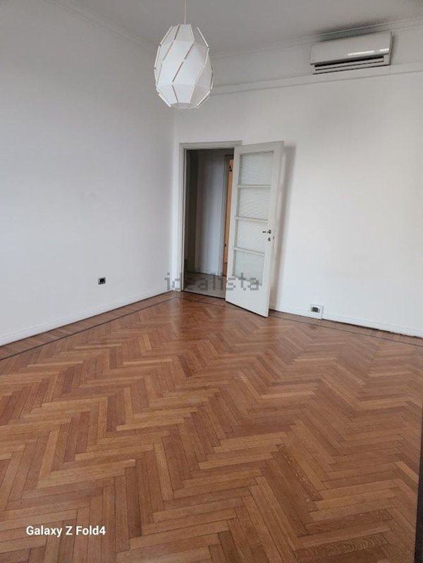 appartamento in vendita a Milano in zona Isola