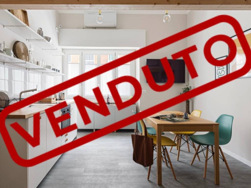 appartamento in vendita a Milano in zona Famagosta