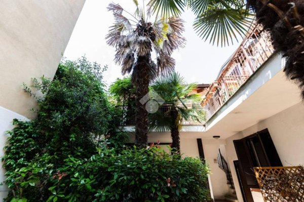 appartamento in vendita a Milano in zona Loreto
