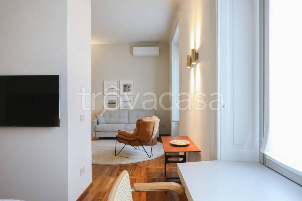 appartamento in vendita a Milano in zona Guastalla