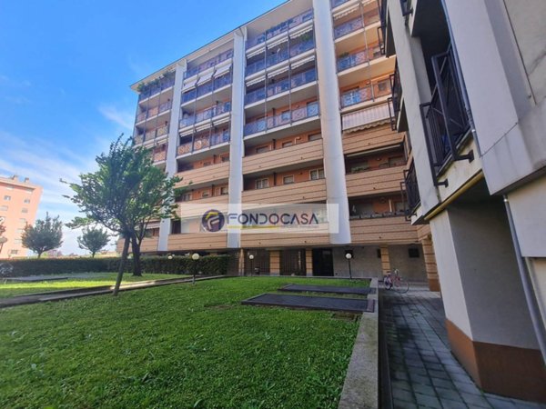appartamento in vendita a Milano in zona Rogoredo