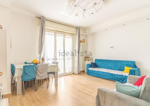 appartamento in vendita a Milano in zona Lorenteggio