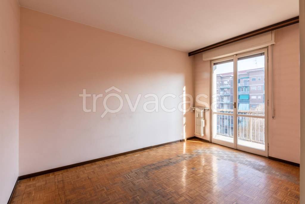 appartamento in vendita a Milano in zona Rogoredo