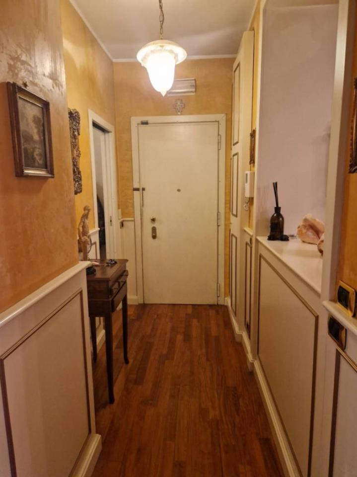appartamento in vendita a Milano in zona Isola