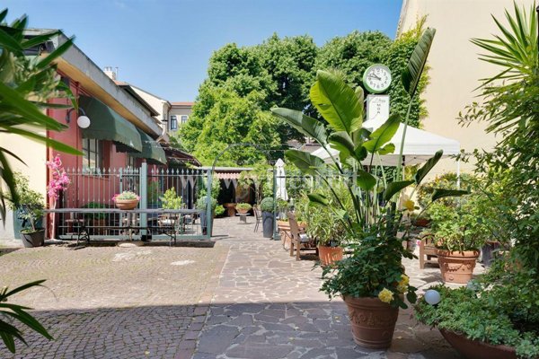 casa indipendente in vendita a Milano in zona Casoretto