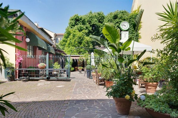 negozio in vendita a Milano in zona Casoretto